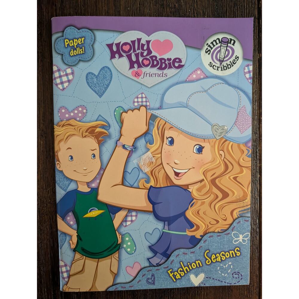 Holly Hobbie & Friends: Fashion Seasons paperback book Paper Dolls New 2006